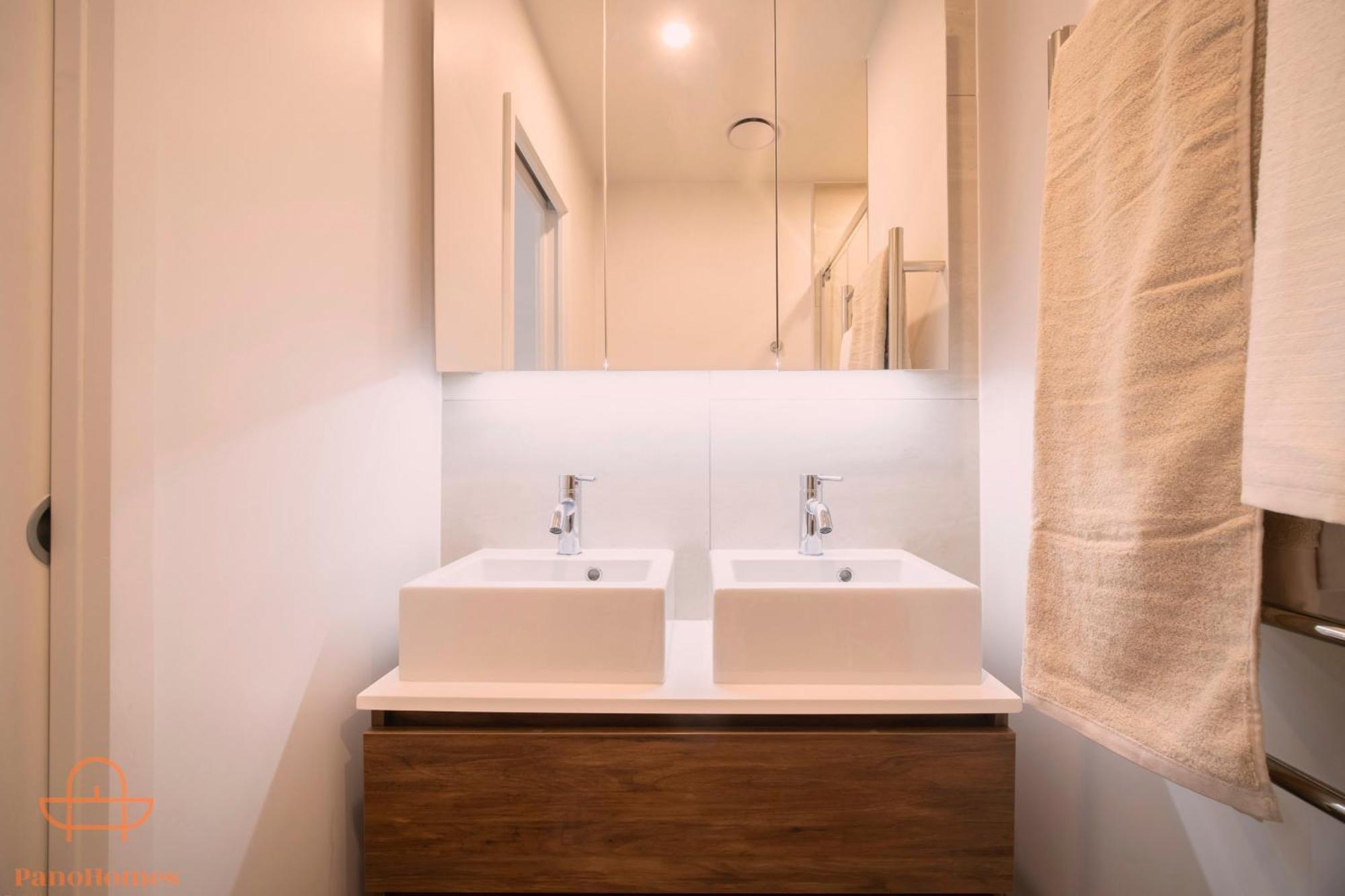 Modern Townhouse Close To City With Full Kitchen - Ellerslie Auckland Dış mekan fotoğraf